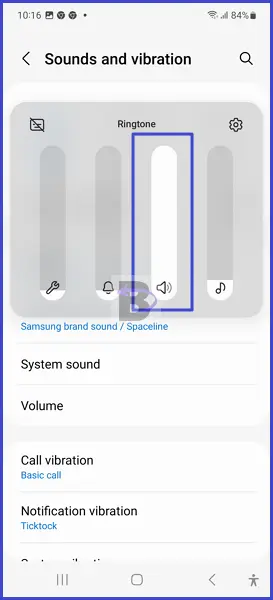 Adjusting ringtone volume